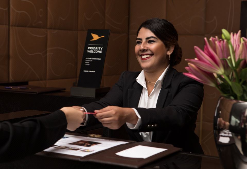 소피텔 카사블랑카 투어 블랑쉐의 럭셔리한 실내 스파