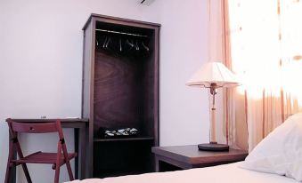 Santo Domingo Bed and Breakfast - Housity