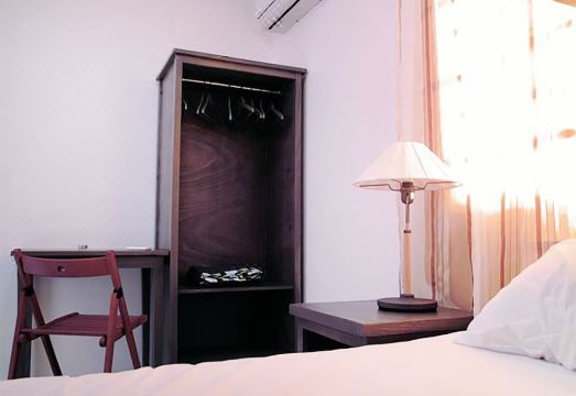Santo Domingo Bed and Breakfast - Housity