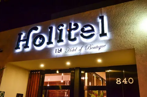 Hotel Boutique Holitel - غرفة مطلة على الجبل