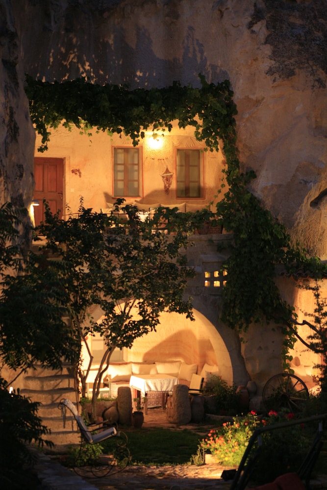 Elkep Evi Cave Hotel