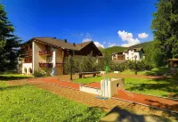 Hotel Waldhuus Hotels near Vaillant Arena