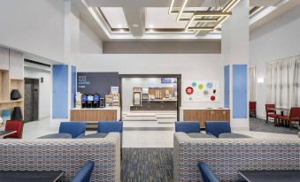 Holiday Inn Express & Suites South Portland