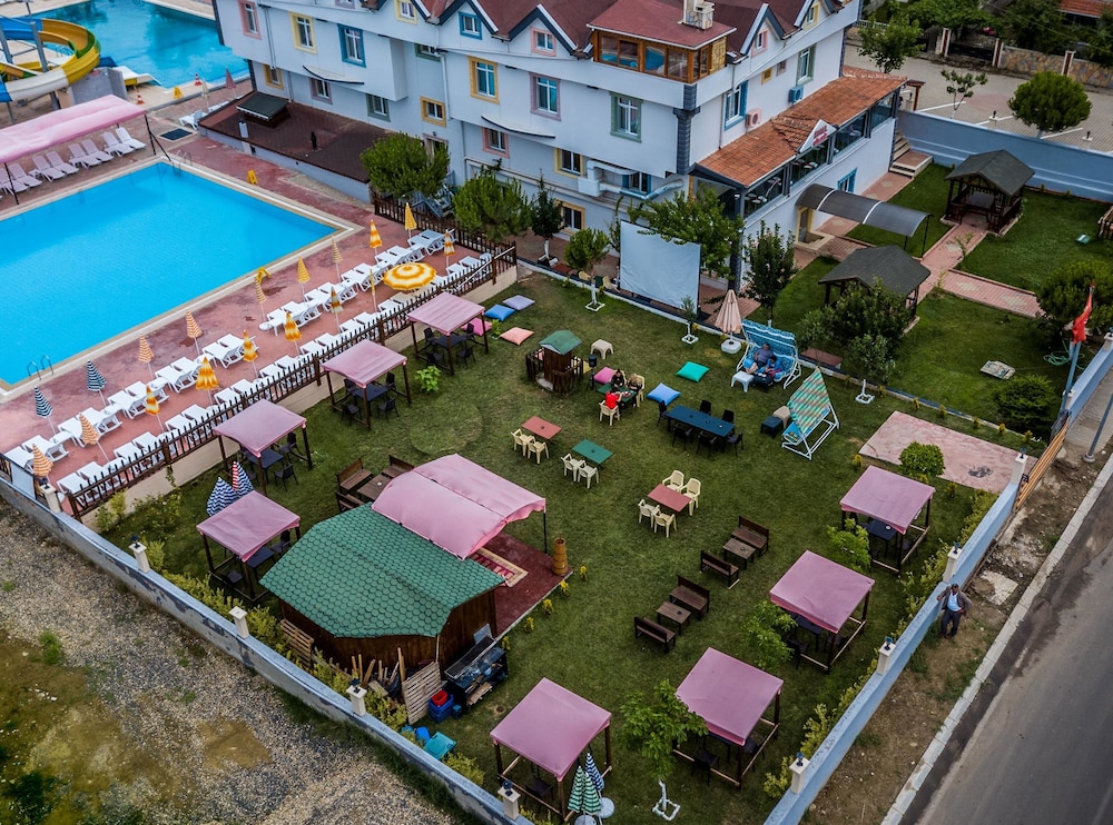 Marmara Life Hotel