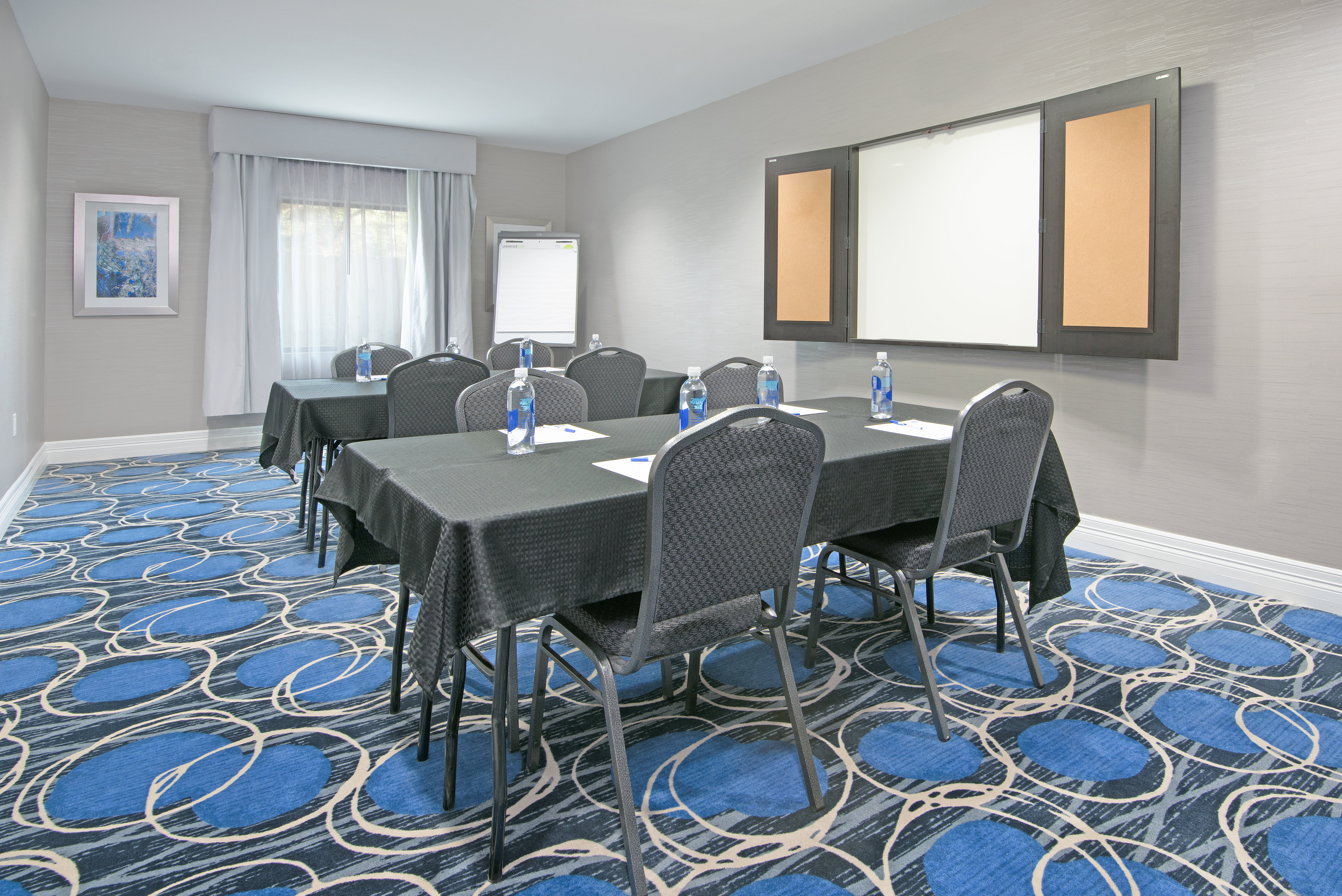 Holiday Inn Express and Suites Houston North - IAH Area, an Ihg Hotel