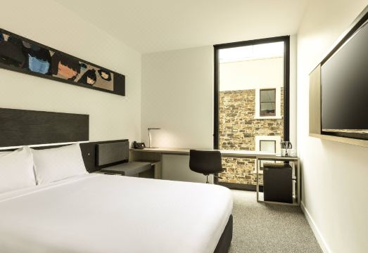 이비스 애들레이드