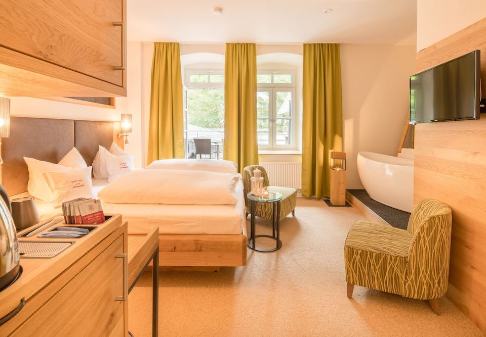 Hotel Hartl's Lindenmühle-Bad Berneck im Fichtelgebirge Updated 2022 Room  Price-Reviews & Deals | Trip.com