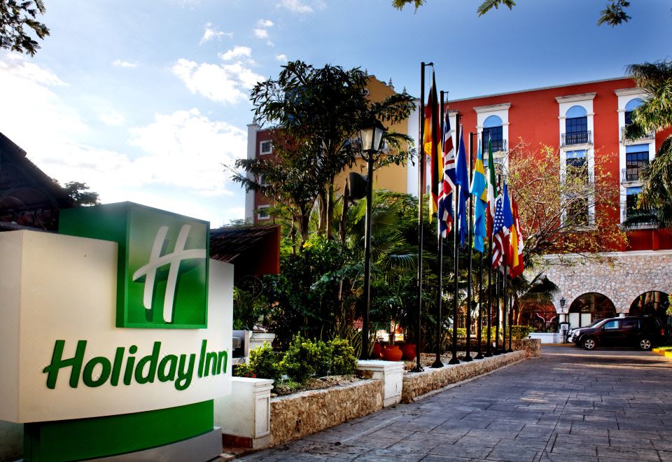 Holiday Inn Merida, an IHG Hotel-Merida Updated 2023 Room Price-Reviews &  Deals 