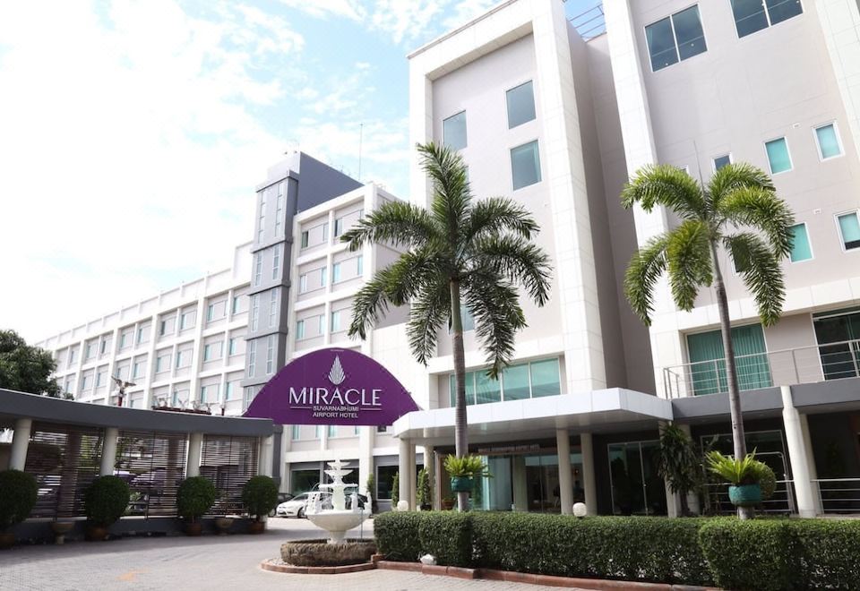 미라클 수완나품 에어포트 호텔 객실 이미지