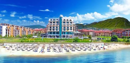 Grand Hotel Sveti Vlas-Ultra All Inclusive Fitness & Spa Hotel