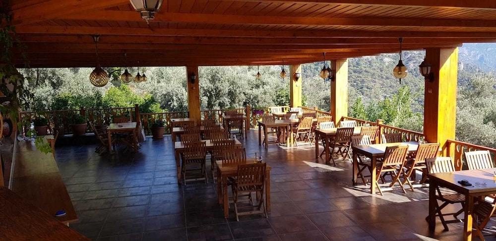 Kabak Armes Hotel