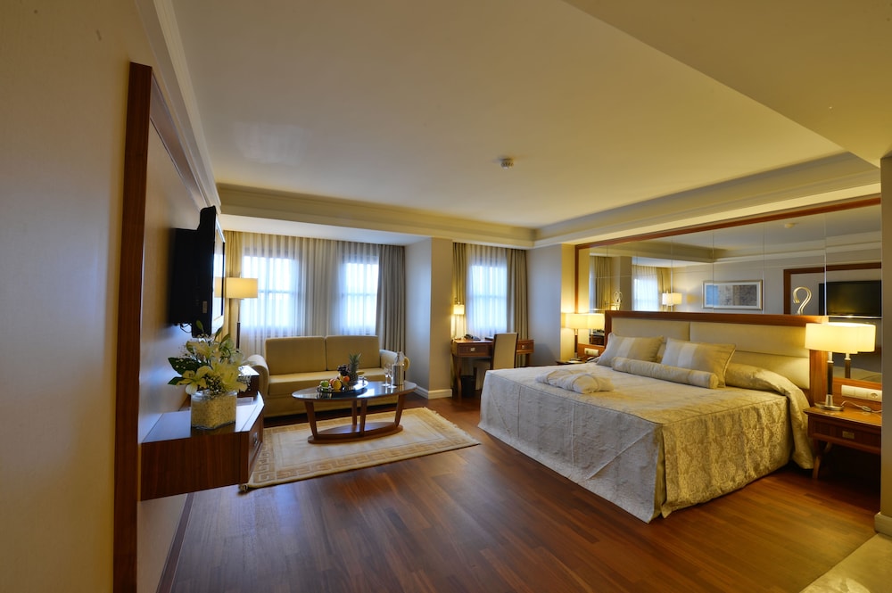 Marigold Thermal Spa Hotel