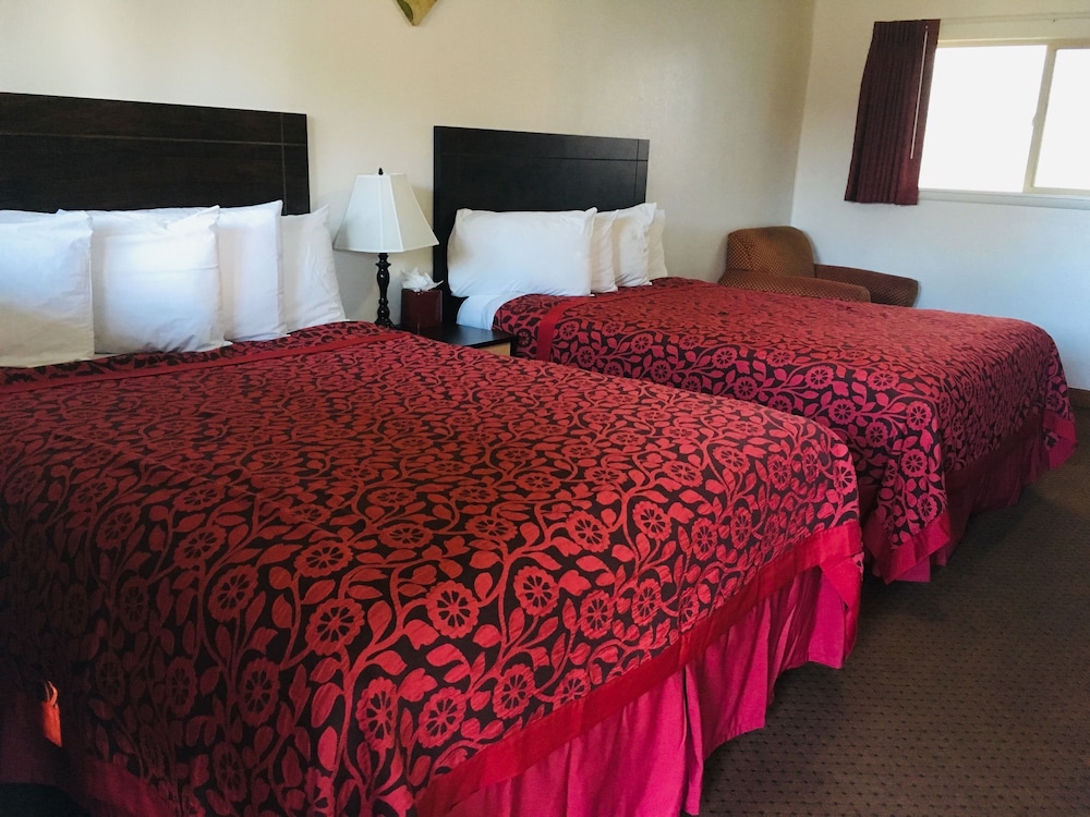 Old Mill & Suites