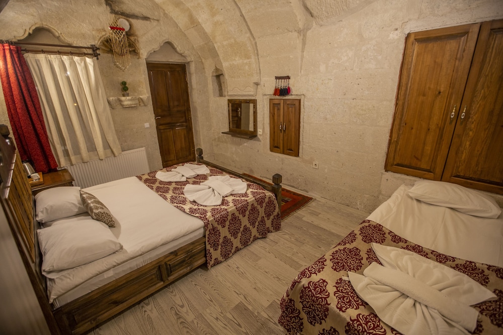 Mia Cappadocia Cave Hotel