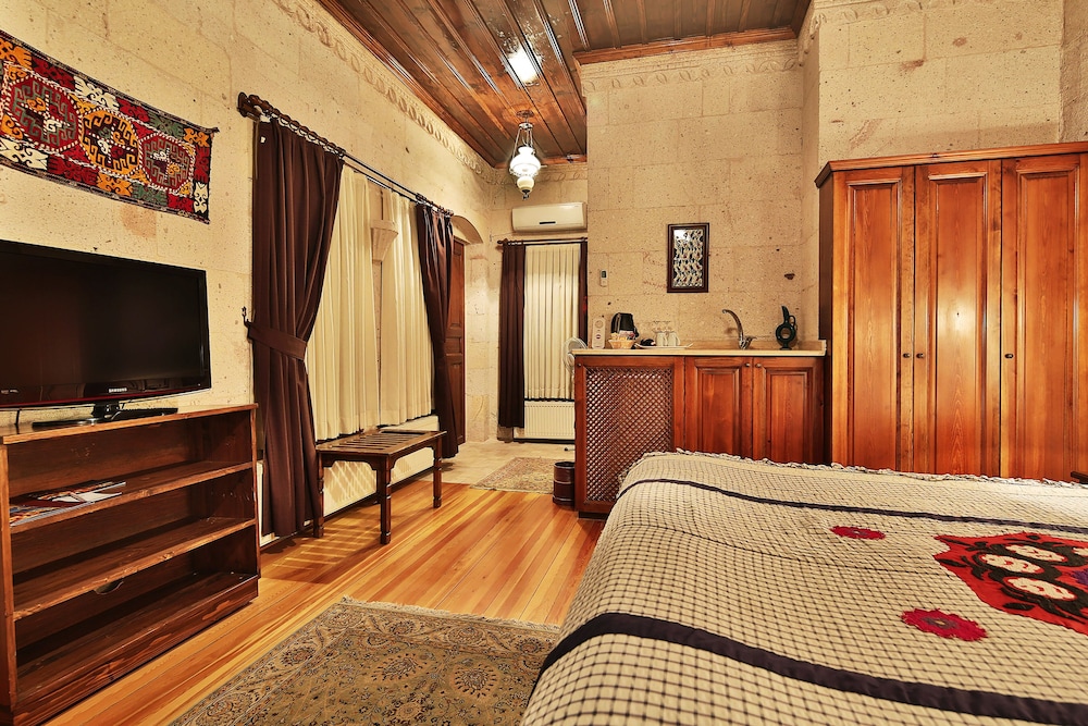 Cappadocia Cave Suites