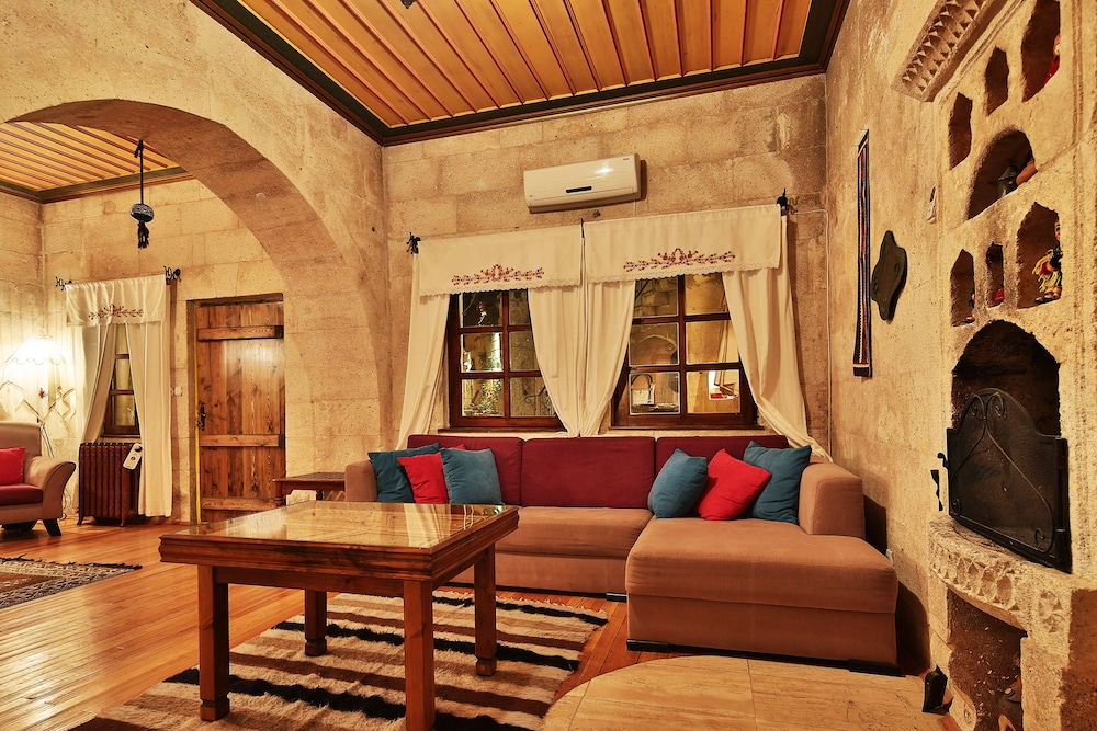 Cappadocia Cave Suites