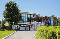 Lesnoy Park Hotel Hotel dekat Plyazh Trusovo