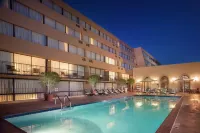 Hotel Dena, Pasadena Los Angeles, a Tribute Portfolio Hotel - Pools