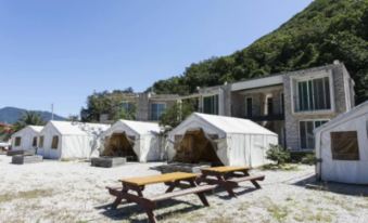 Canoe Glamping Pension