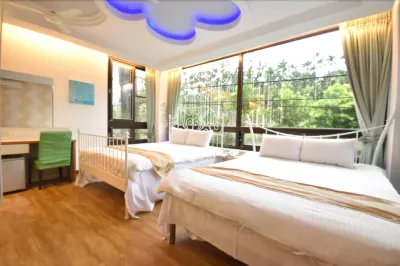 Full House Bed and Breakfast Hotel a Sun Moon Lake Water Pier