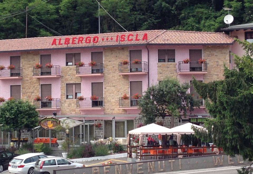 hotel overview picture