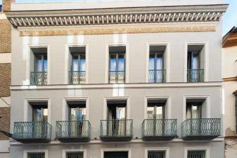 Acanthus Suites