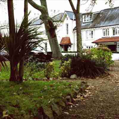 Les Douvres Hotel Hotel Exterior