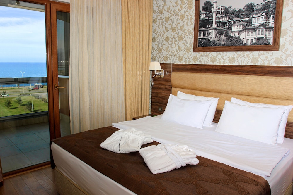 Panagia Suite Hotel