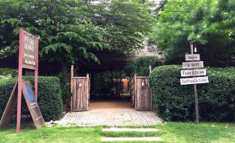 Pranberry Bed and Breakfast - Housity
