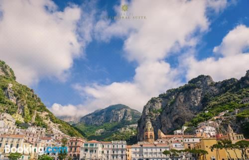 1. Amalfi C..