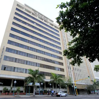 The Royal Hotel by Coastlands Hotels & Resorts Hotels near Umbilo Station