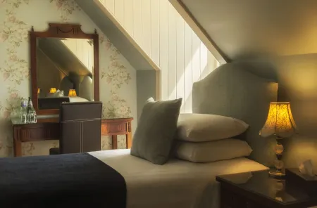 The Tongue Hotel, by Highland Coast Hotels Отели в г. Tongue