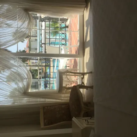 Villa B & D