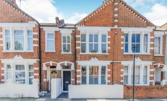 Stylish Fulham 2Br Garden Flat, Close to Thames