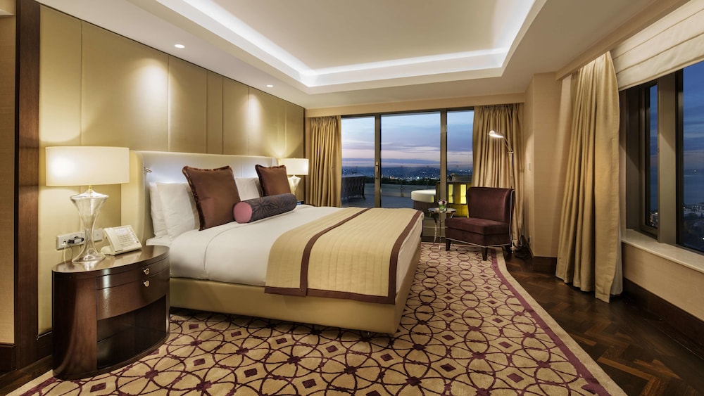 Conrad Istanbul Bosphorus