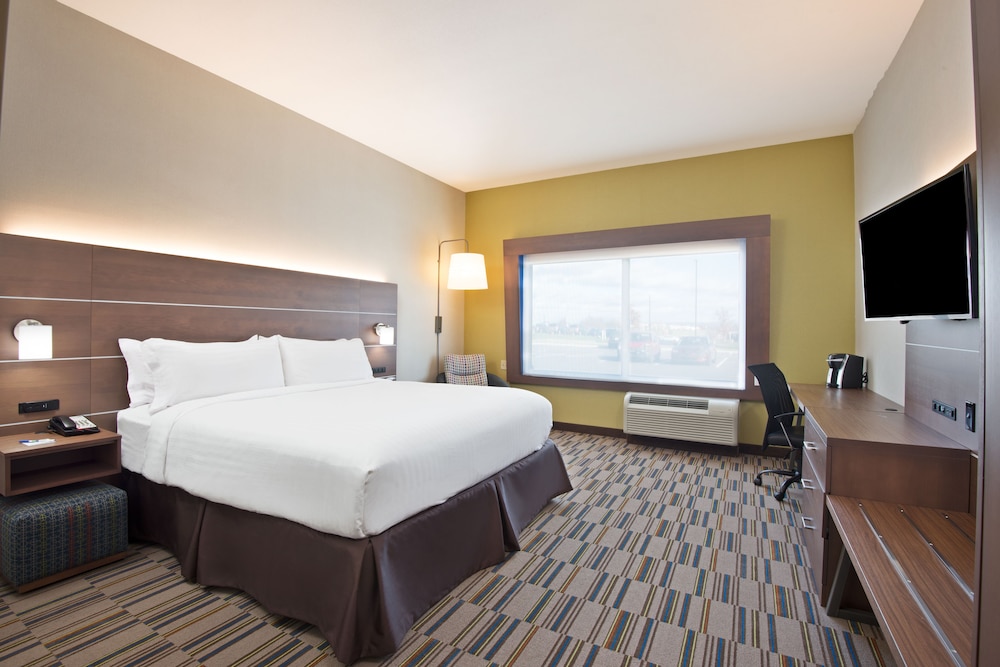 Holiday Inn Express & Suites Uniontown, an Ihg Hotel