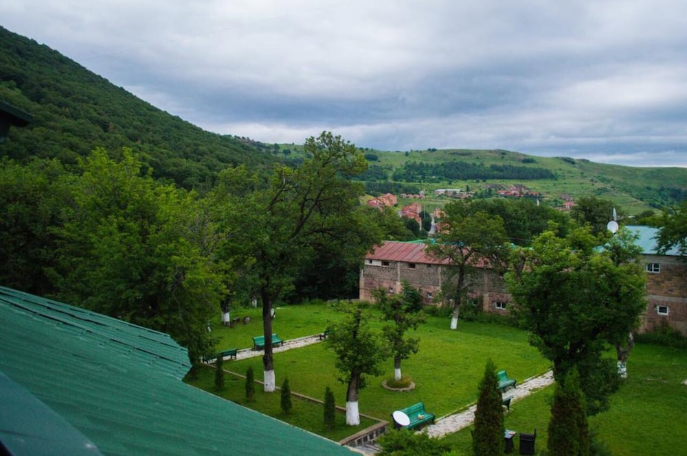 Artsvik Hotel Tsaghkadzor