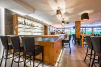 Meat Und Stay Hotel Hotels in Grasbrunn