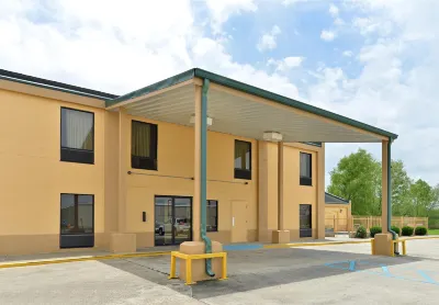 Executive Inn & Suites Breaux Bridge, La Hotels near Atchafalaya Basin Bridge