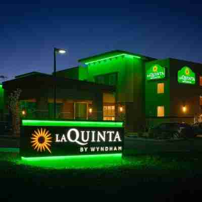 La Quinta Inn & Suites by Wyndham Williams-Grand Canyon Area Hotel Exterior