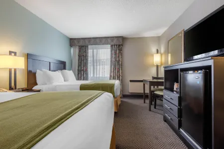 Quality Inn & Suites 5585 Ambler Drive Mississauga Ontario