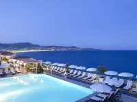 Radisson Blu Hotel, Nice Отели в г. Ницца