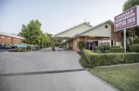 Emerald Maraboon Motor Inn Các khách sạn gần Sunflower Painting