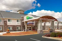 Holiday Inn Express Monticello Hotele w: Monticello