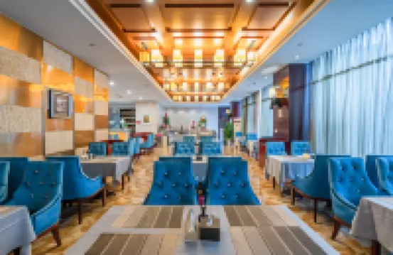 โรงแรมเกาหยี่ เฉิงตู (นครเวียงจันทน์)