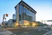 Holiday Inn Memphis-Downtown (Beale ST.) - Airport Shuttle