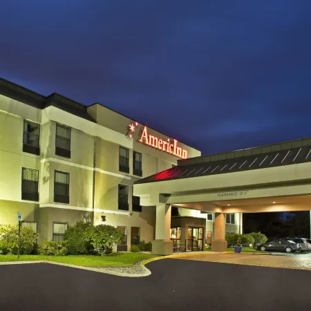 Comfort Inn Wings Stadium