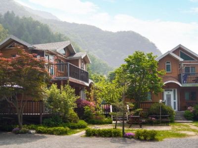Cheorwon Pension Mountain Valley