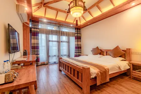 Lijiang Inn