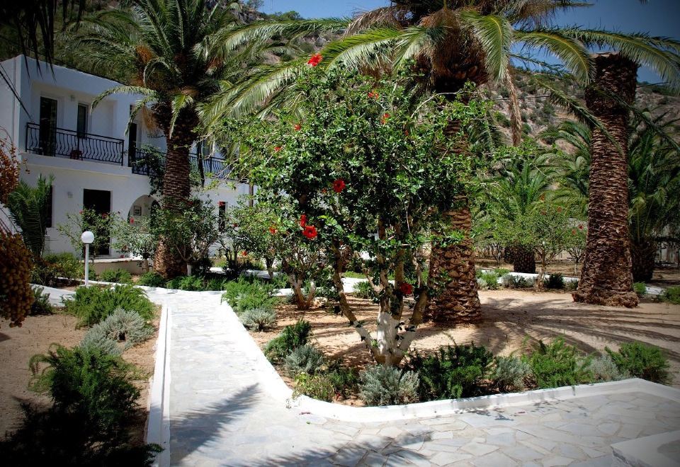 Hotel Avra Palm, Exterior, Garden